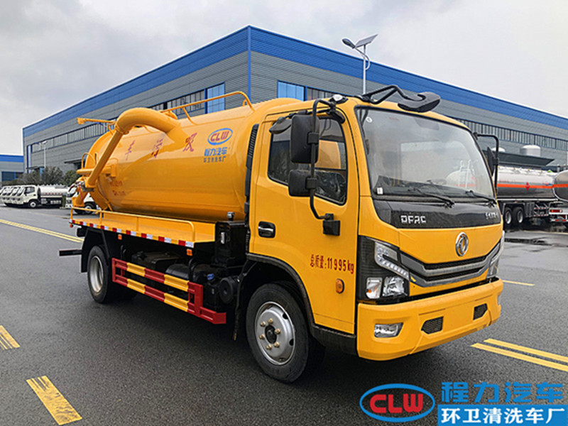東風(fēng)大多利卡8.5方吸污車(chē)